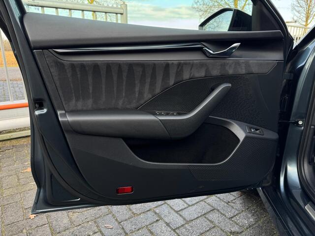 Skoda Octavia 1.4 TSI RS iV PHEV Business ACC / PDC / LED / RS KUIPSTOELEN / 180 KW / 245PK