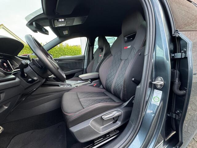 Skoda Octavia 1.4 TSI RS iV PHEV Business ACC / PDC / LED / RS KUIPSTOELEN / 180 KW / 245PK