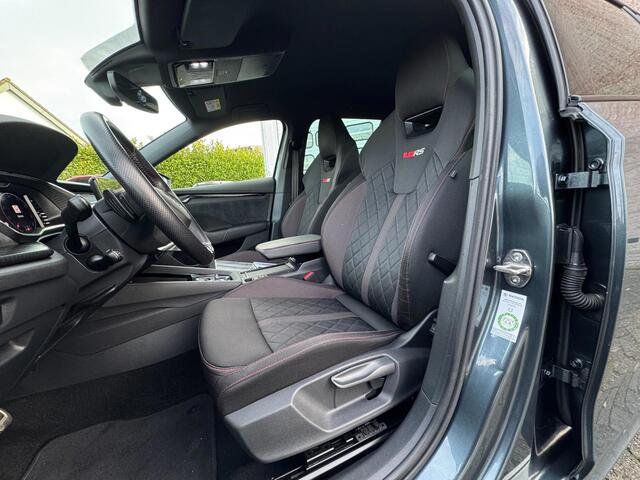 Skoda Octavia 1.4 TSI RS iV PHEV Business ACC / PDC / LED / RS KUIPSTOELEN / 180 KW / 245PK