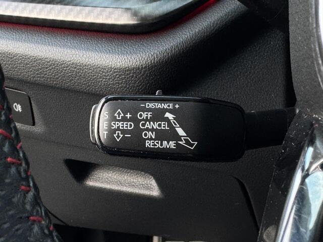 Skoda Octavia 1.4 TSI RS iV PHEV Business ACC / PDC / LED / RS KUIPSTOELEN / 180 KW / 245PK