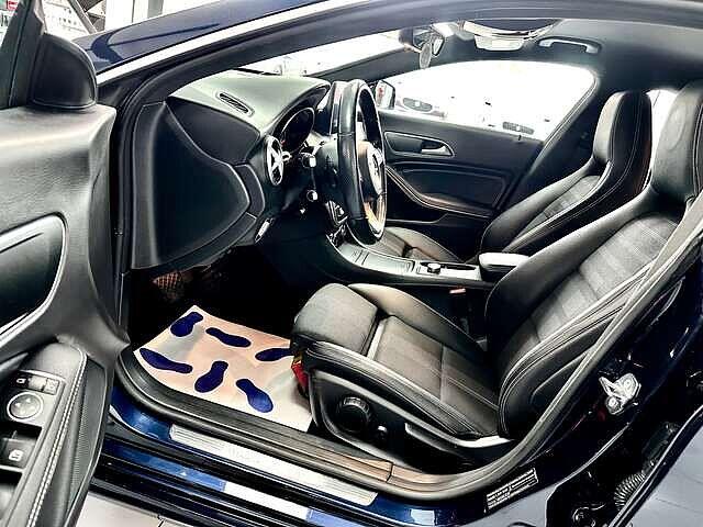 Mercedes-Benz CLA-Klasse 200 dA 136cv - PACKSPORT