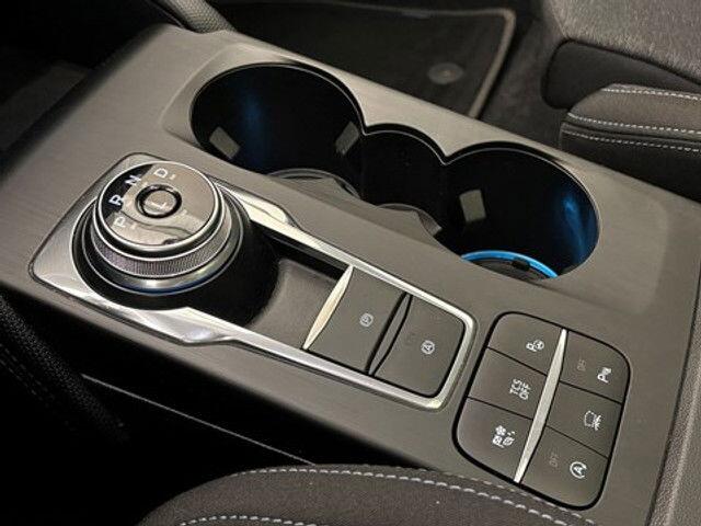 Ford Focus 1.0 EcoBoost Active AUT.B&O GPS Camera Panodak.Verw.Zetels+stuur
