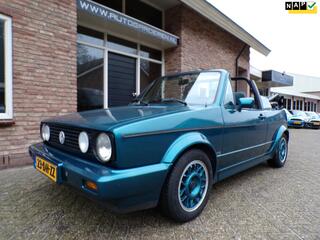 VOLKSWAGEN GOLF Cabriolet 1.8