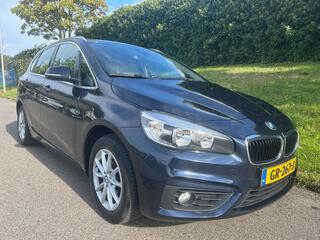 BMW 2-SERIE Active Tourer 218d Essential - Automaat - Navi - Clima