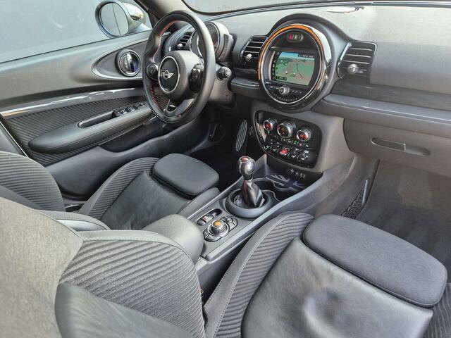 Mini Clubman Cooper S 2.0LEDERJCW PAKKETLEDERKEYLESSFULL LEDPDC