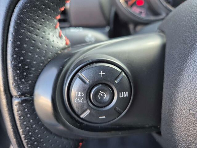 Mini Clubman Cooper S 2.0LEDERJCW PAKKETLEDERKEYLESSFULL LEDPDC