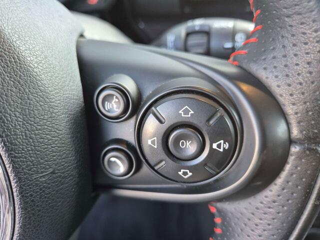 Mini Clubman Cooper S 2.0LEDERJCW PAKKETLEDERKEYLESSFULL LEDPDC