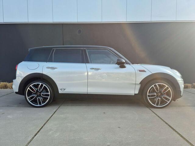 Mini Clubman Cooper S 2.0LEDERJCW PAKKETLEDERKEYLESSFULL LEDPDC