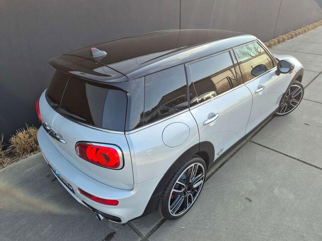Mini Clubman Cooper S 2.0LEDERJCW PAKKETLEDERKEYLESSFULL LEDPDC