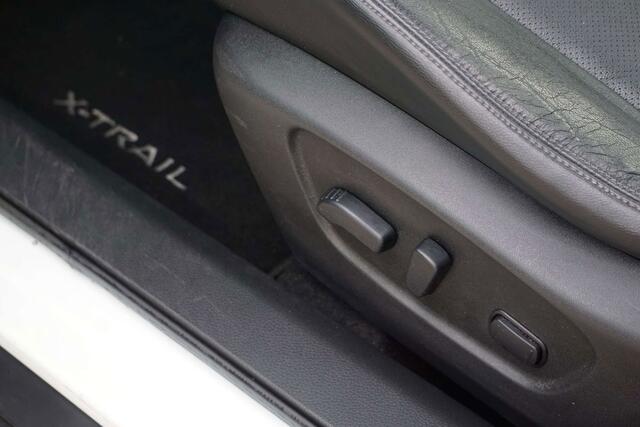 Nissan X-Trail 1.6 dCi 2WD 1�MAIN TOIT-PANO NAVI-CAM 6B