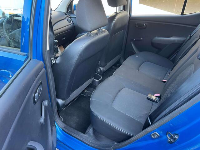 Hyundai I 10 1.0i BlueDriveCLIMAUSBAUX garantie 12M