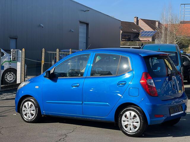 Hyundai I 10 1.0i BlueDriveCLIMAUSBAUX garantie 12M