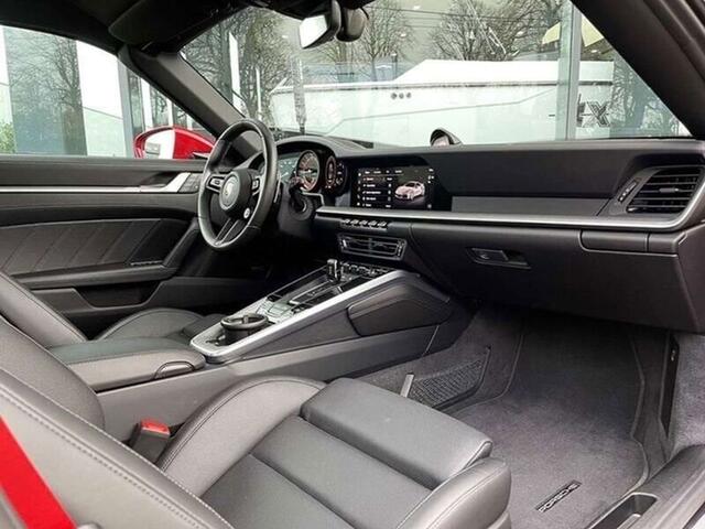 Porsche 992 
