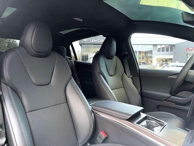 Tesla Model X Dual Motor AWD / 7-seat / Full self driving