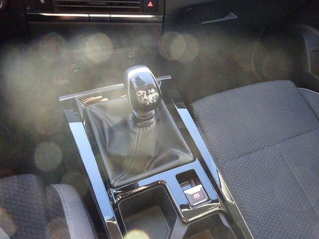 Opel Astra 12T 5drs GPS parkeersensoren v+a