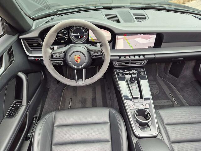 Porsche 911 /992 2 Cabrio 3.0 TurboPDKSPORTUITLAAT
