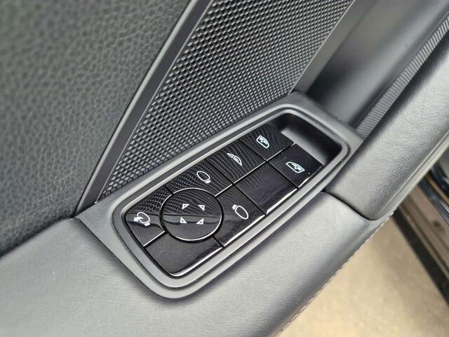 Porsche 911 /992 2 Cabrio 3.0 TurboPDKSPORTUITLAAT