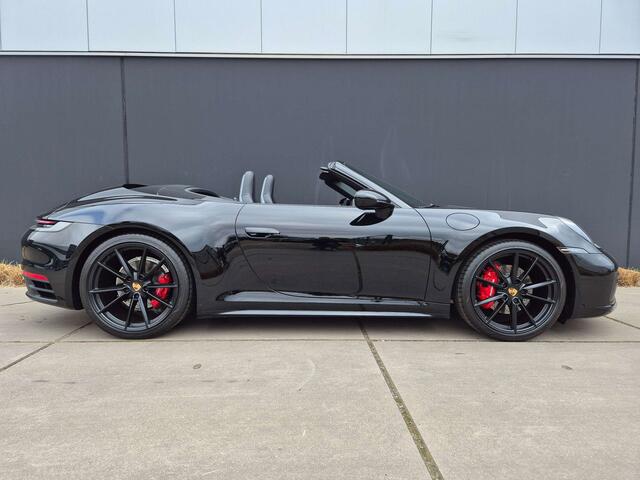 Porsche 911 /992 2 Cabrio 3.0 TurboPDKSPORTUITLAAT