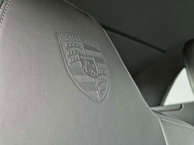 Porsche 911 /992 2 Cabrio 3.0 TurboPDKSPORTUITLAAT