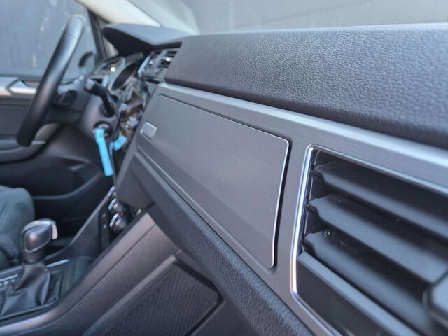 Volkswagen Touran 1.5 TSIAUT.HIGHLINE7ZITPLAATSENNAVIALCANTARA