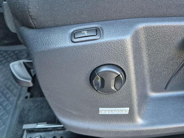Volkswagen Touran 1.5 TSIAUT.HIGHLINE7ZITPLAATSENNAVIALCANTARA