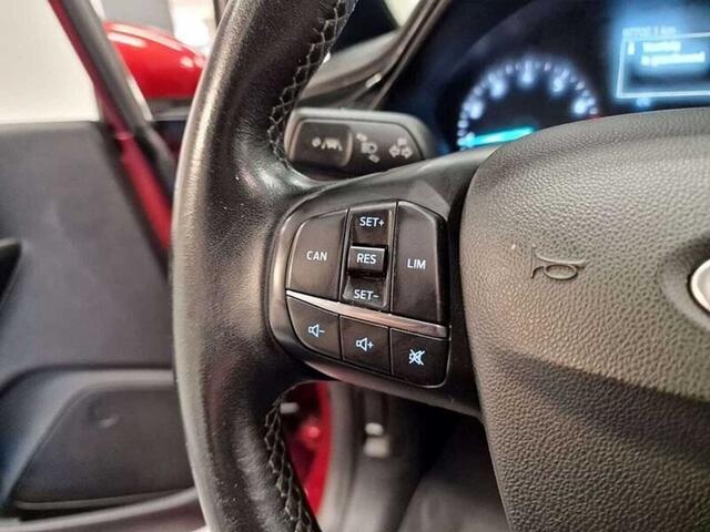 Ford Fiesta TITANIUM BENZINE