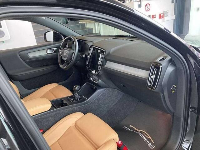 Volvo XC40 INSCRIPTION T2 BENZINE LEDER