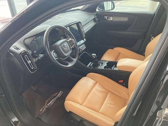 Volvo XC40 INSCRIPTION T2 BENZINE LEDER
