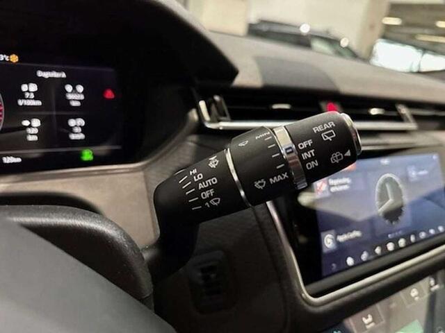 Land Rover Range ROVER R-DYNAMIC AWD AUTOMAAT FULL OPTION
