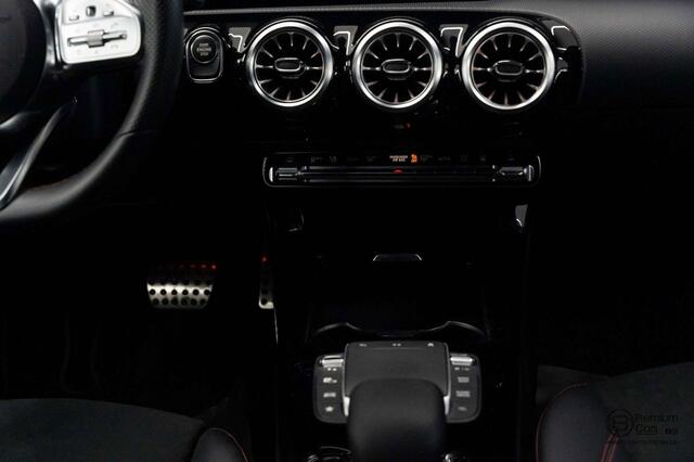 Mercedes-Benz CLA-Klasse 250 e Shooting Brake 8G-DCT AMG Line 360 Camera