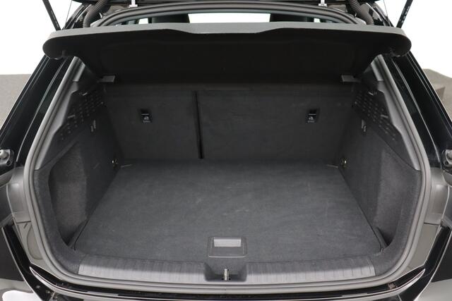 Audi A3 SPORTBACK BUS.ATTRACTION 30 2.0TDI S-TRONIC SPORTBACK BUS.ATTRACTION 30 2.0TDI S-TRONIC + GPS + CARPLAY + PDC + CRUISE + ALU 16