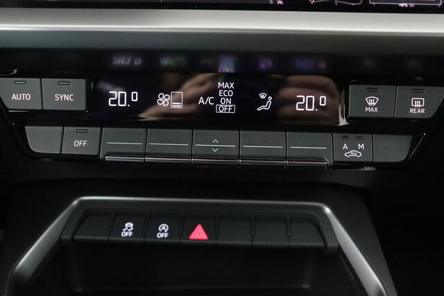Audi A3 SPORTBACK BUS.ATTRACTION 30 2.0TDI S-TRONIC SPORTBACK BUS.ATTRACTION 30 2.0TDI S-TRONIC + GPS + CARPLAY + PDC + CRUISE + ALU 16