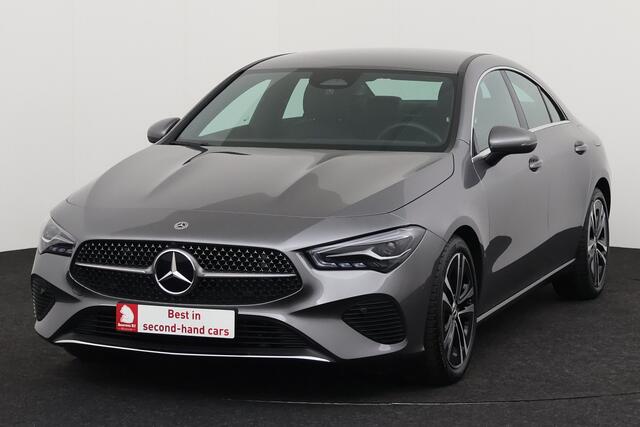 Mercedes-Benz CLA-Klasse 200 PROGRESSIVE iA DCT SEDAN PROGRESSIVE iA DCT + GPS + PDC + HALF-LEDER + ALU 18