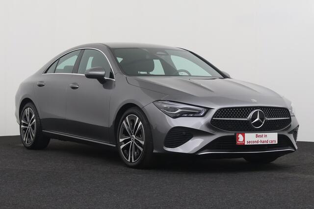 Mercedes-Benz CLA-Klasse 200 PROGRESSIVE iA DCT SEDAN PROGRESSIVE iA DCT + GPS + PDC + HALF-LEDER + ALU 18
