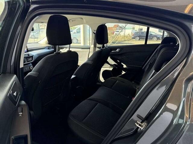 Ford Focus FORD FOCUS BENZINE AUTOMAAT SLECHTS 20000KM