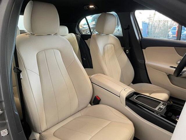 Mercedes-Benz A-Klasse 180 Luxury LederCameraLEDSensoren voor/achter