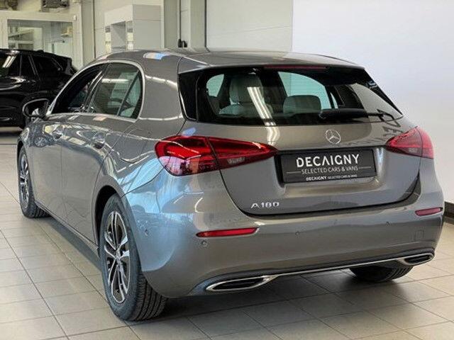 Mercedes-Benz A-Klasse 180 Luxury LederCameraLEDSensoren voor/achter