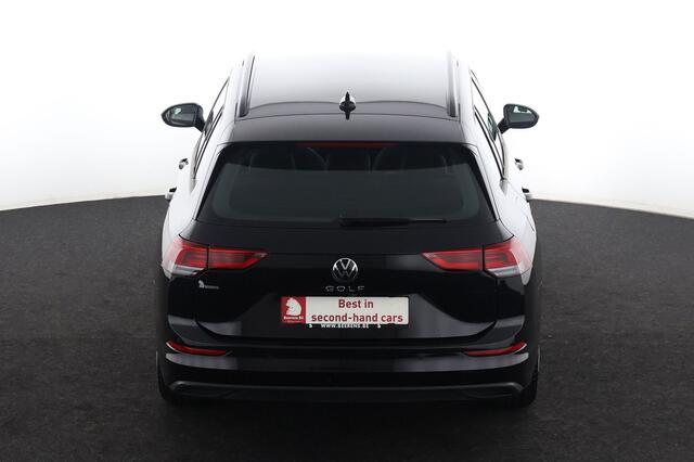 Volkswagen Golf 1.0TFSi  1.0TFSi + GPS + CARPLAY + CAMERA + PDC + CRUISE + ALU 16