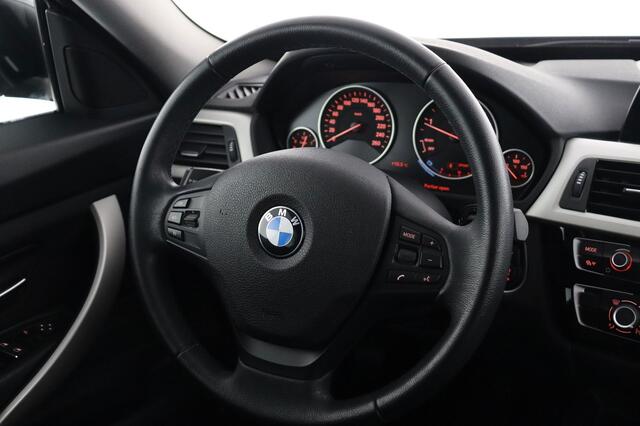 BMW 3-Serie 318 GT BUSINESS EDITION D GT BUSINESS EDITION D + GPS + LEDER + PDC + CRUISE + ALU 17