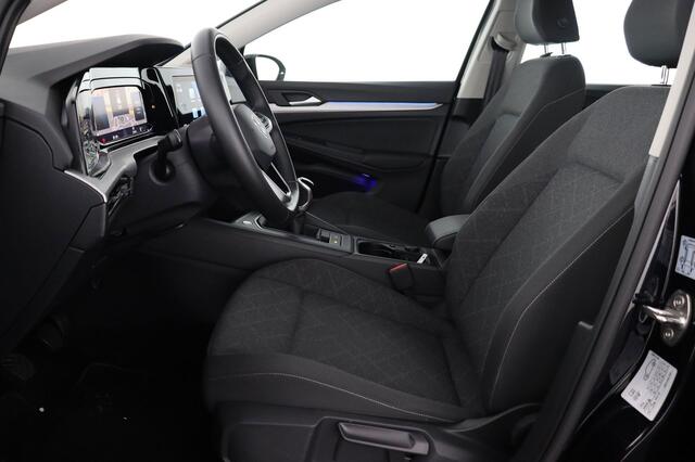 Volkswagen Golf 1.0TFSi 1.0TFSi + GPS + CARPLAY + CAMERA + PDC + CRUISE + ALU 16