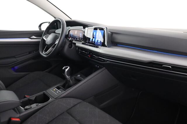 Volkswagen Golf 1.0TFSi 1.0TFSi + GPS + CARPLAY + CAMERA + PDC + CRUISE + ALU 16