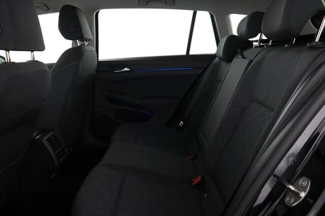Volkswagen Golf 1.0TFSi 1.0TFSi + GPS + CARPLAY + CAMERA + PDC + CRUISE + ALU 16