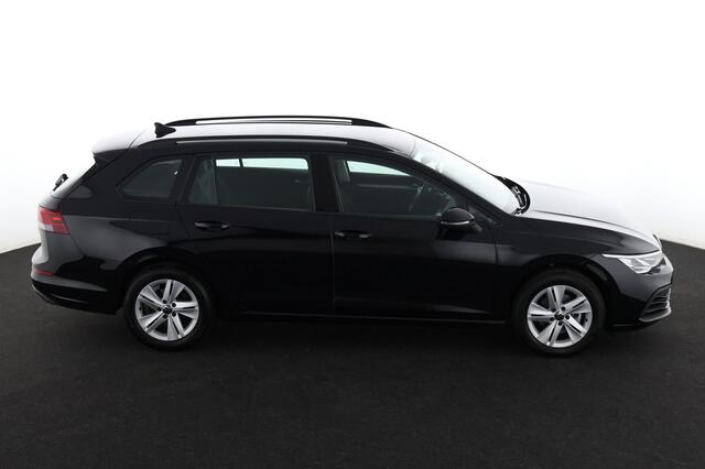 Volkswagen Golf 1.0TFSi 1.0TFSi + GPS + CARPLAY + CAMERA + PDC + CRUISE + ALU 16