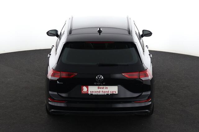 Volkswagen Golf 1.0TFSi 1.0TFSi + GPS + CARPLAY + CAMERA + PDC + CRUISE + ALU 16