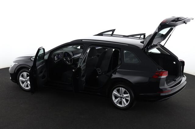 Volkswagen Golf 1.0TFSi 1.0TFSi + GPS + CARPLAY + CAMERA + PDC + CRUISE + ALU 16