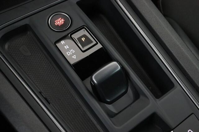 Cupra Leon BREAK ST 1.5 ETSI DSG LEON ST 1.5 ETSI 150 PK DSG + CARPLAY + GPS + CAMERA + PDC + ALU 18