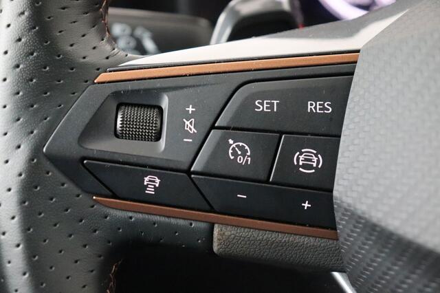 Cupra Leon BREAK ST 1.5 ETSI DSG LEON ST 1.5 ETSI 150 PK DSG + CARPLAY + GPS + CAMERA + PDC + ALU 18