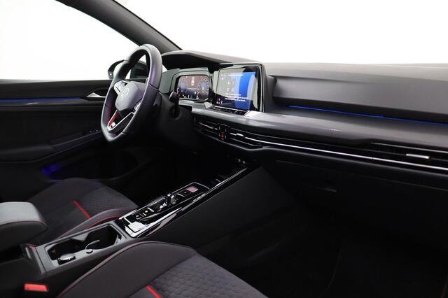 Volkswagen Golf 2.0 CLUBSPORT 2.0 CLUBSPORT  + CARPLAY + GPS + CAMERA + PDC + SCHUIFDAK + STOF/ALCANTARA + ALU