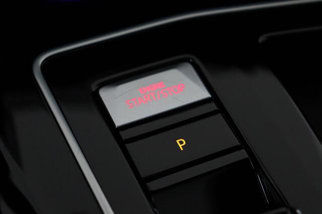 Volkswagen Golf 2.0 CLUBSPORT 2.0 CLUBSPORT  + CARPLAY + GPS + CAMERA + PDC + SCHUIFDAK + STOF/ALCANTARA + ALU