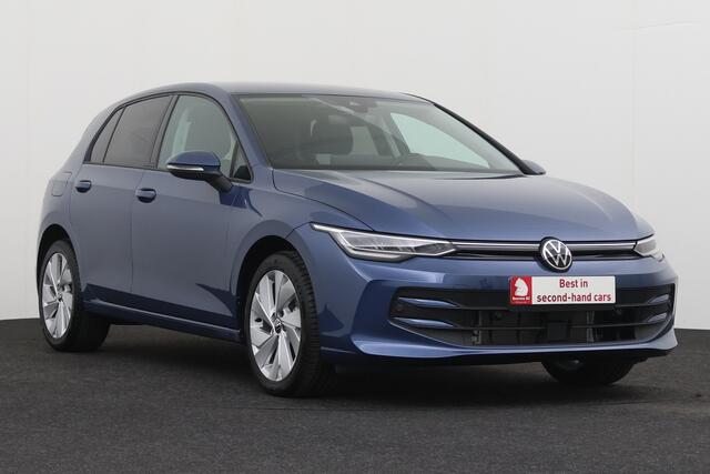 Volkswagen Golf Facelift VIII 1.5 TSI LIFE Facelift VIII 1.5 TSI LIFE + CARPLAY + PDC + ALU